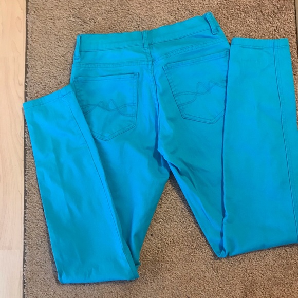 NY& C Women's Skinny Jeans - Picture 2 of 7